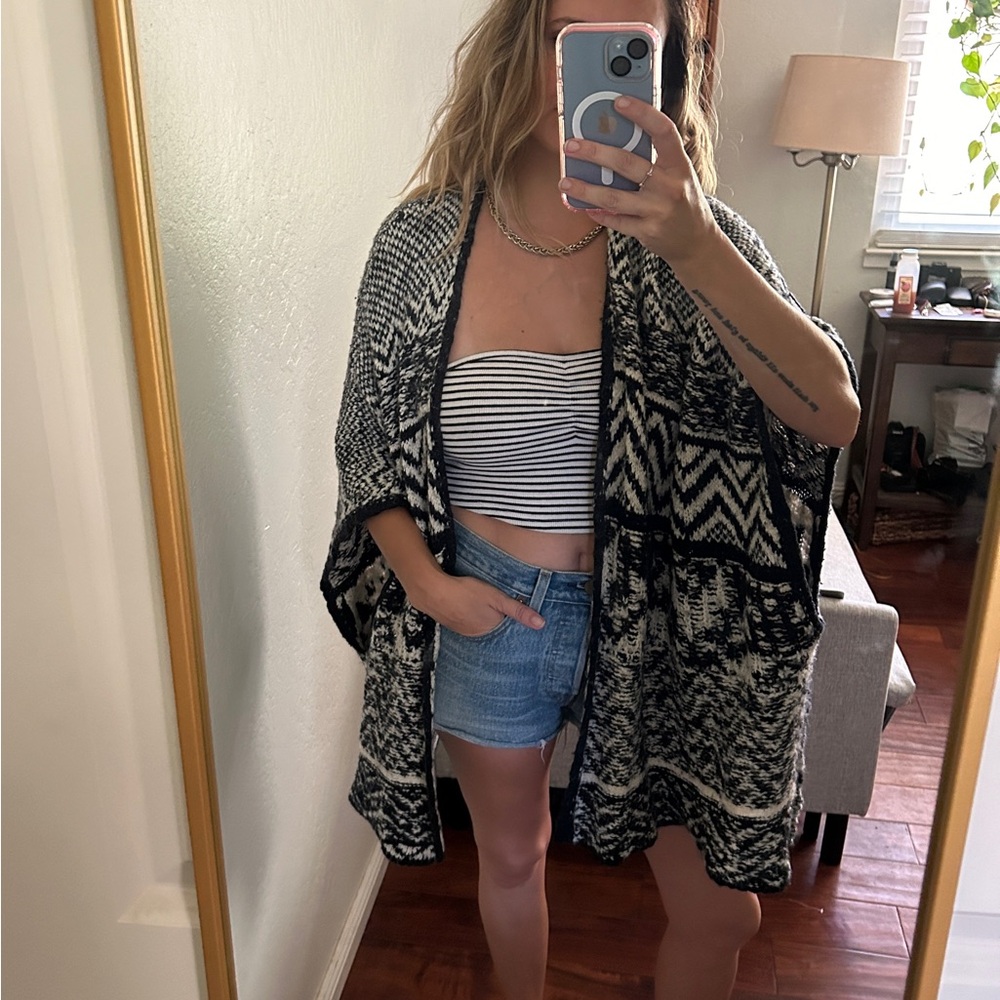 Abercrombie Printed Knit Cardigan Shaw One Size
